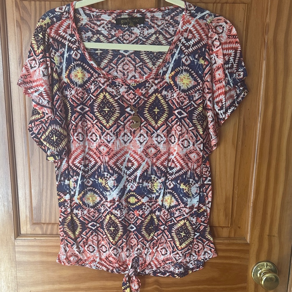 Goddess Red and Blue Geometric Print Blouse